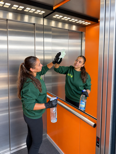 Limpieza de hoteles e instalaciones en Huelva
