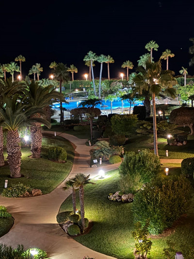 Servicios integrales para hoteles, comunidades y empresas en Huelva